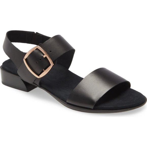 MUNRO Cleo Buckled Low Heel Sandals 11 Wide